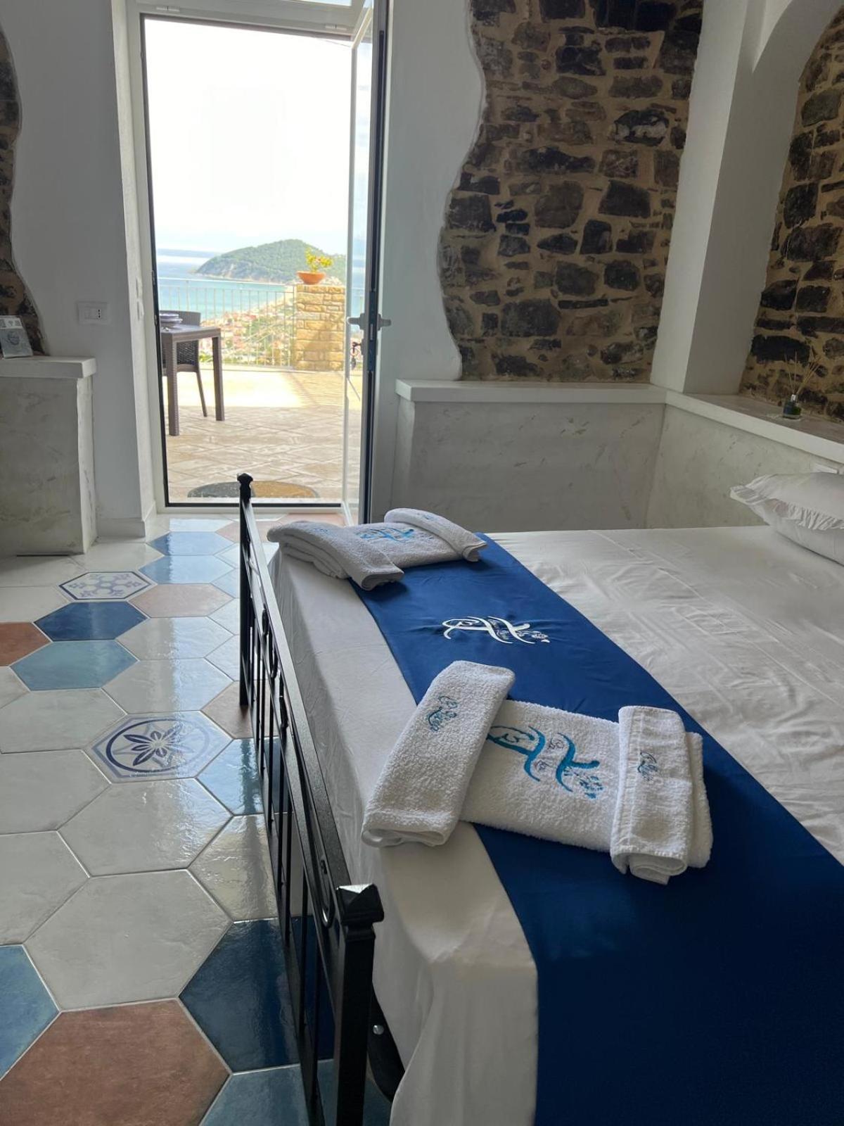 Casa Livia Διαμέρισμα Castellabate Εξωτερικό φωτογραφία
